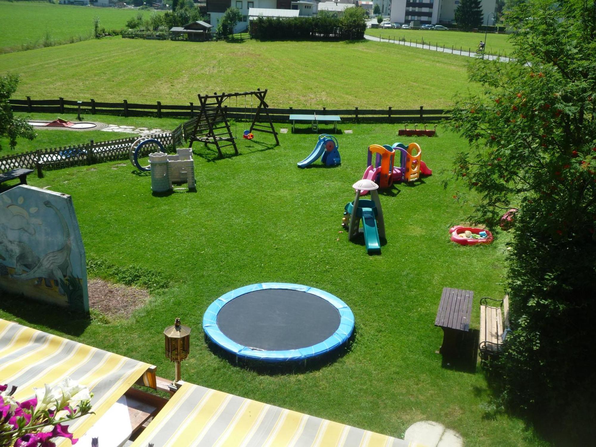 Hotel Neuwirt Бухен Экстерьер фото