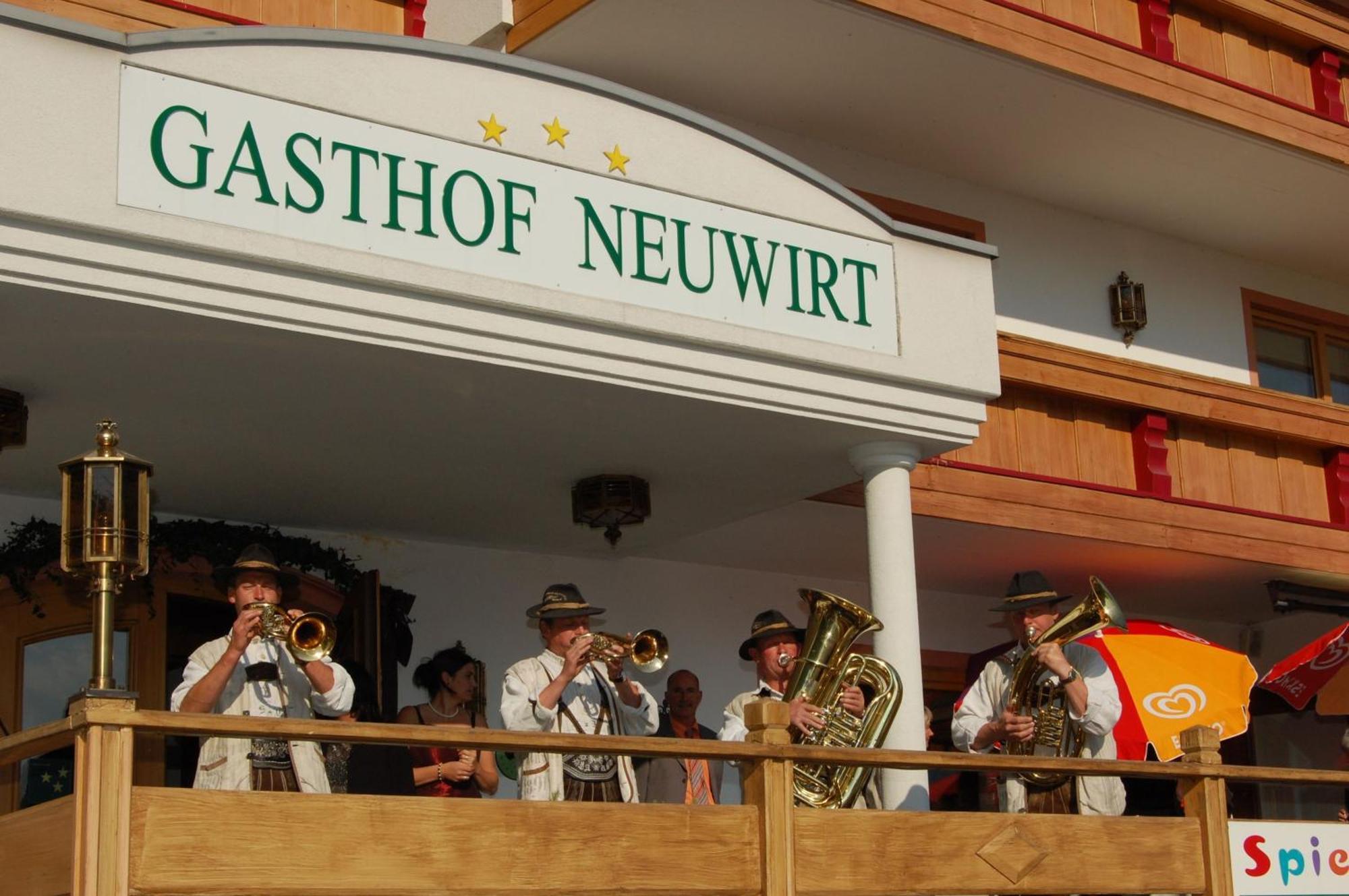 Hotel Neuwirt Бухен Экстерьер фото