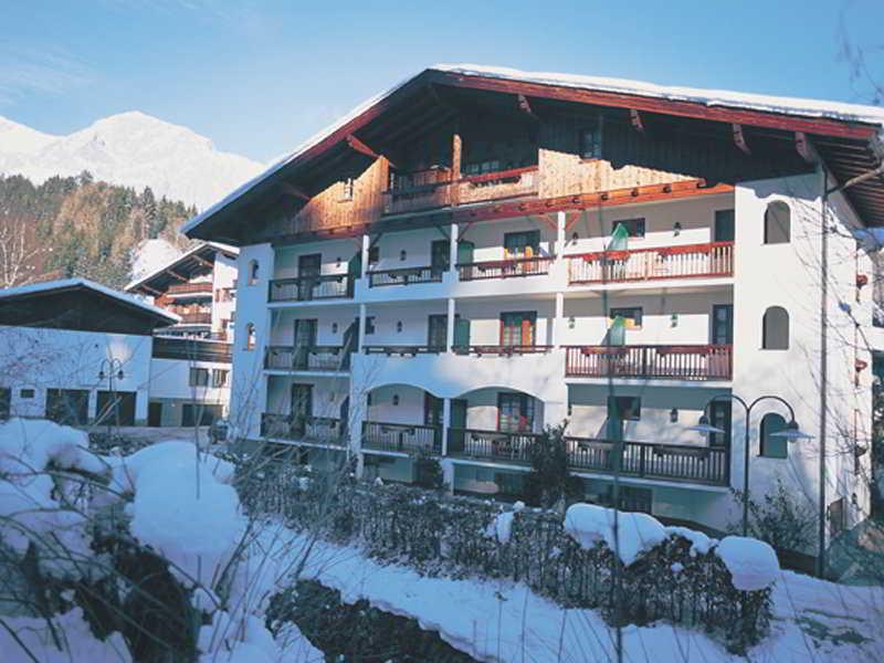Hotel Neuwirt Бухен Экстерьер фото